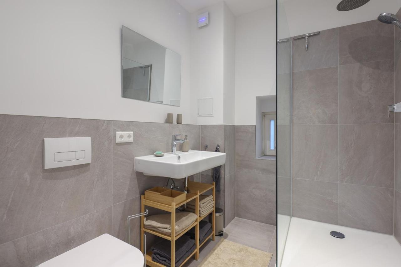 Neue 2-Zi-Apartment 15 Min Entfernung Zum Hbf Und Brandenburger Tor Berlin Exterior foto